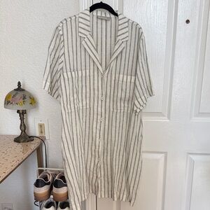 Everlane Cream and Black Striped Shirt